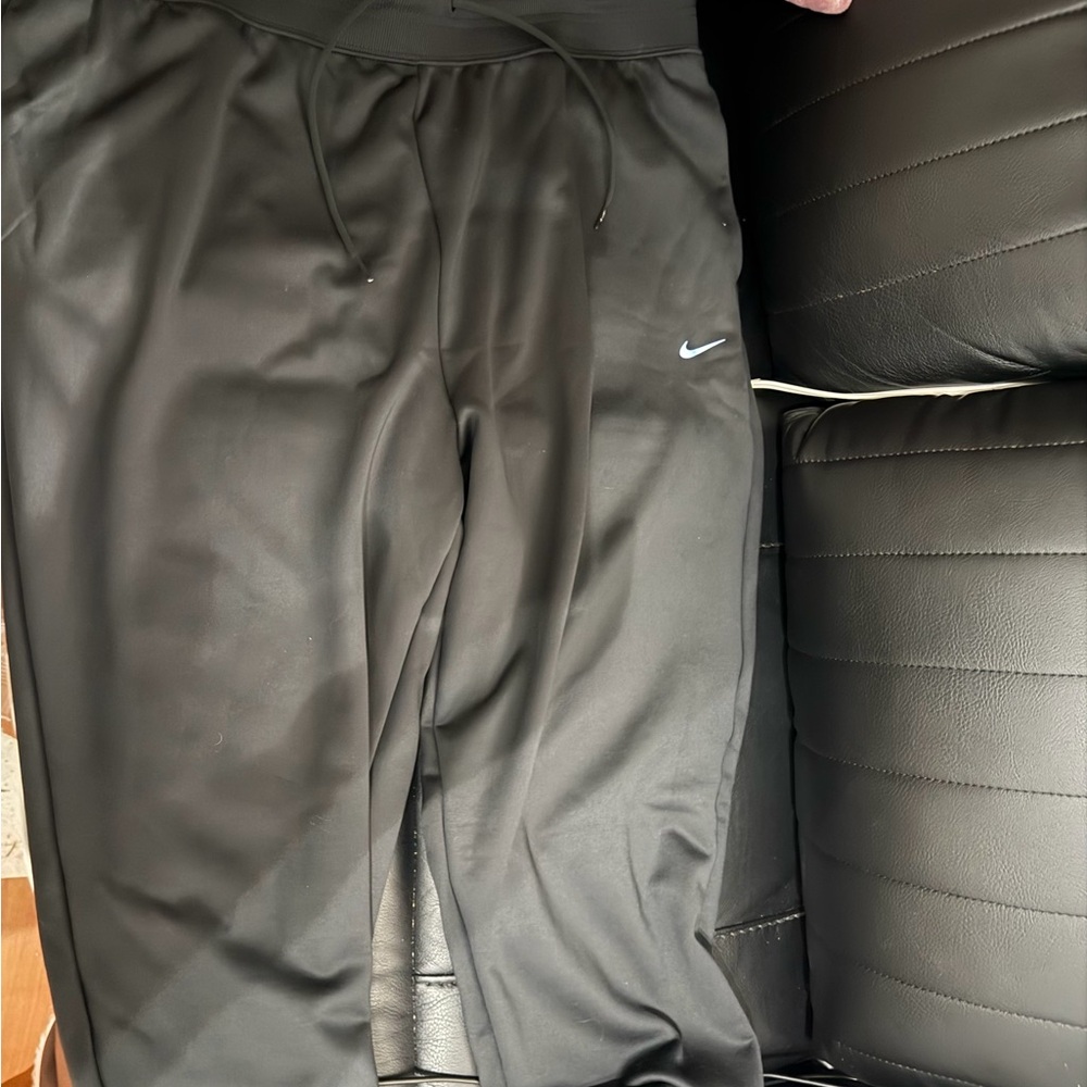 Nike Therma-FIT